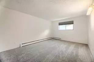 81 Newark Street, Aurora, CO 80012 - Photo 13