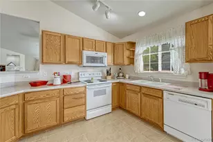 3090 S Yampa Way, Aurora, CO 80013 - Photo 9