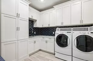 9716 E 34th Ave, Denver, CO 80238 - Photo 25
