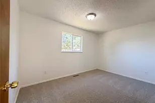 2162 Wedgewood Dr, Greeley, CO 80631 - Photo 17