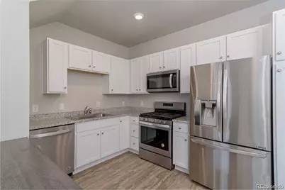 1049 Oak Circle, Lakewood, CO 80215 - Photo 7