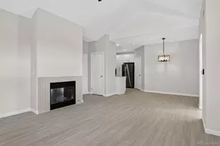 1631 W Canal Cir, Littleton, CO 80120 - Photo 3