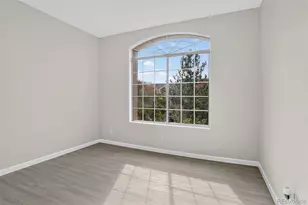 1631 W Canal Cir, Littleton, CO 80120 - Photo 11