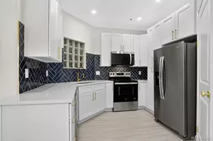 1631 W Canal Cir, Littleton, CO 80120 - Photo 7