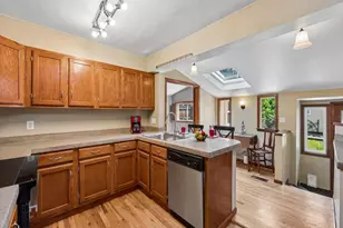 3182 S Logan St, Englewood, CO 80113 - Photo 9