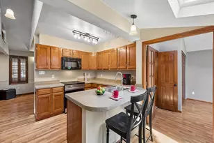 3182 S Logan St, Englewood, CO 80113 - Photo 11