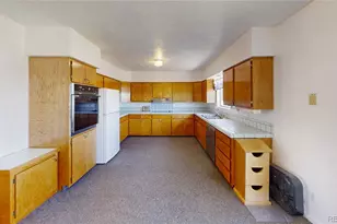 2504 Haskell Pl, Watkins, CO 80137 - Photo 11