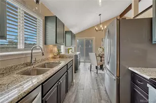 1050 S Waco Way, Aurora, CO 80017 - Photo 15