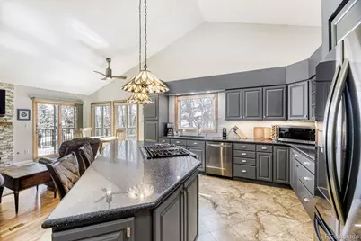 32 Manzanita, Littleton, CO 80127 - Photo 7