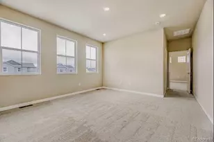 5562 Stone Hbr Dr, Elizabeth, CO 80107 - Photo 11