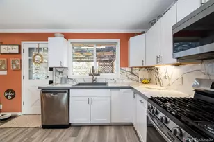 3791 W Wagon Trail Dr, Littleton, CO 80123 - Photo 11