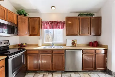 9876 W Friend Place, Littleton, CO 80128 - Photo 37