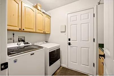8976 Sanderling Way, Littleton, CO 80126 - Photo 17