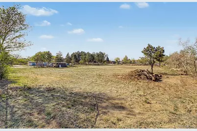 1960 Altura Boulevard, Aurora, CO 80011 - Photo 5