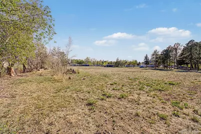 1960 Altura Boulevard, Aurora, CO 80011 - Photo 1