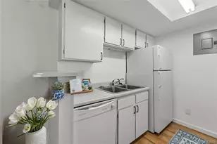 8555 Fairmount Dr, Denver, CO 80247 - Photo 3