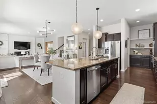7585 S Quantock Ct, Aurora, CO 80016 - Photo 7