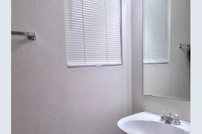 5560 Lewiston Street, Denver, CO 80239 - Photo 15