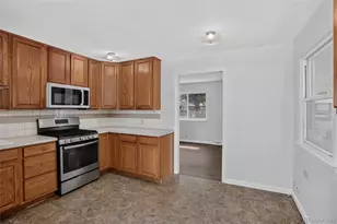 805 Kingston St, Aurora, CO 80010 - Photo 11