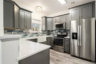 19283 E Idaho Dr, Aurora, CO 80017 - Photo 7