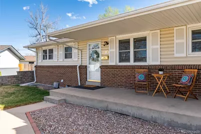 6879 S Roslyn Circle, Centennial, CO 80112 - Photo 3