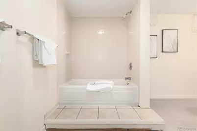 6879 S Roslyn Circle, Centennial, CO 80112 - Photo 31