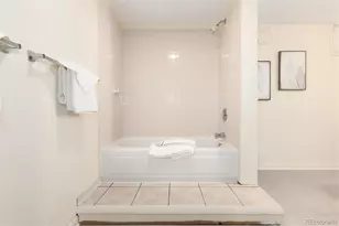 6879 S Roslyn Cir, Centennial, CO 80112 - Photo 31