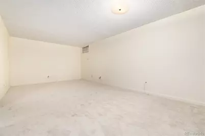 6879 S Roslyn Circle, Centennial, CO 80112 - Photo 29