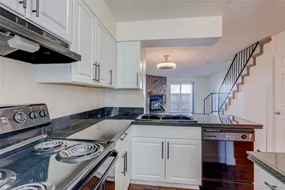 1642 S Idalia Circle #B, Aurora, CO 80017 - Photo 5