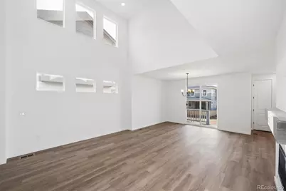 9213 Truckee Court, Commerce City, CO 80022 - Photo 5