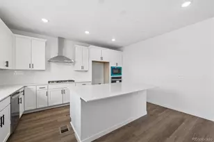 9213 Truckee Ct, Commerce City, CO 80022 - Photo 11