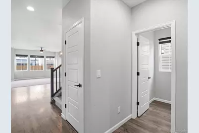 27934 E 7th Avenue, Aurora, CO 80018 - Photo 7