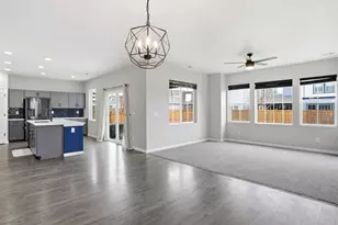 27934 E 7th Ave, Aurora, CO 80018 - Photo 13