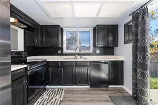 5657 S Oak St, Littleton, CO 80127 - Photo 7