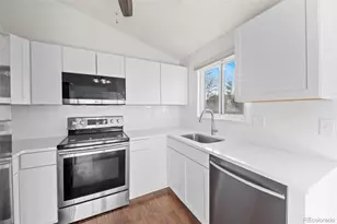 10966 W Bowles Pl, Littleton, CO 80127 - Photo 9