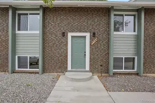 4484 S Eagle Cir, Aurora, CO 80015 - Photo 3