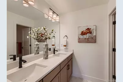 1203 S Algonquian Street, Aurora, CO 80018 - Photo 11