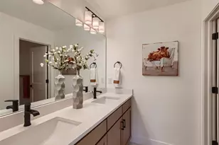 1203 S Algonquian St, Aurora, CO 80018 - Photo 11