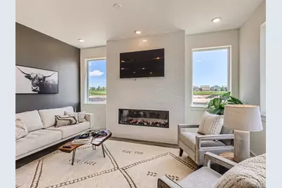 1203 S Algonquian Street, Aurora, CO 80018 - Photo 3