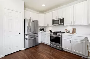 22079 E Belleview Pl, Aurora, CO 80015 - Photo 9