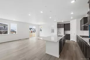 9207 Truckee Ct, Commerce City, CO 80022 - Photo 5