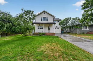 913 7th St, Berthoud, CO 80513 - Photo 1
