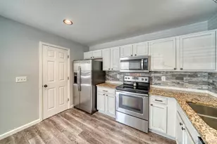 7847 S Kalispell Cir, Englewood, CO 80112 - Photo 11