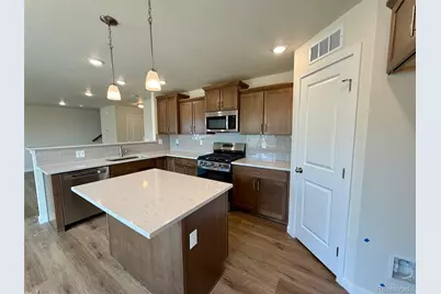 767 N Clubview Street, Watkins, CO 80137 - Photo 3