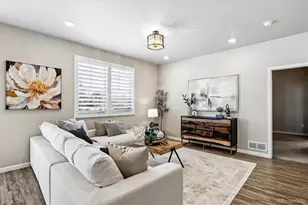 44 S Titus St, Aurora, CO 80018 - Photo 13