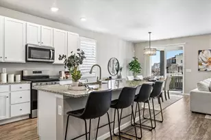 44 S Titus St, Aurora, CO 80018 - Photo 7