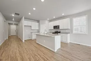 44 S Titus St, Aurora, CO 80018 - Photo 5