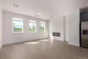 31 Ascent Trl, Englewood, CO 80112 - Photo 3