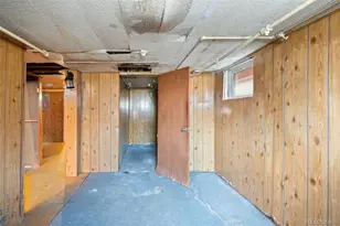 2860 Dahlia St, Denver, CO 80207 - Photo 19