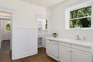 666 N Franklin St, Denver, CO 80218 - Photo 17
